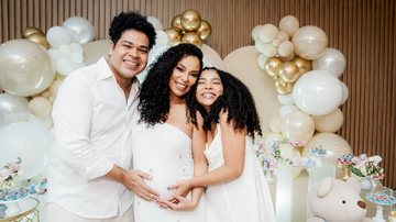 Micheli Machado com o marido, Robson Nunes, e a filha, Morena - Foto: Jaime Leme