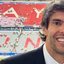 Kaká posa ao lado do filho, Luca, após a final da Champions League