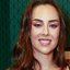 Lara Silva faz aparição rara ao lado do noivo Julinho Casares