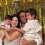 Sthefany Brito com a família