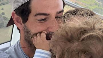 Alexandre Pato posta foto com o filho - Reprodução/Instagram
