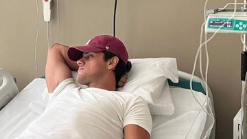 No ano passado, Felipe Simas revelou o diagnóstico de neurite óptica - Foto: Reprodução/Instagram