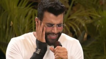 Gusttavo Lima usou munhequeira e tomou injeção para conter tendinite - Reprodução/Divulgação