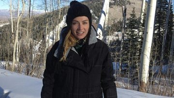Angélica curte férias na neve - Reprodução/Twitter