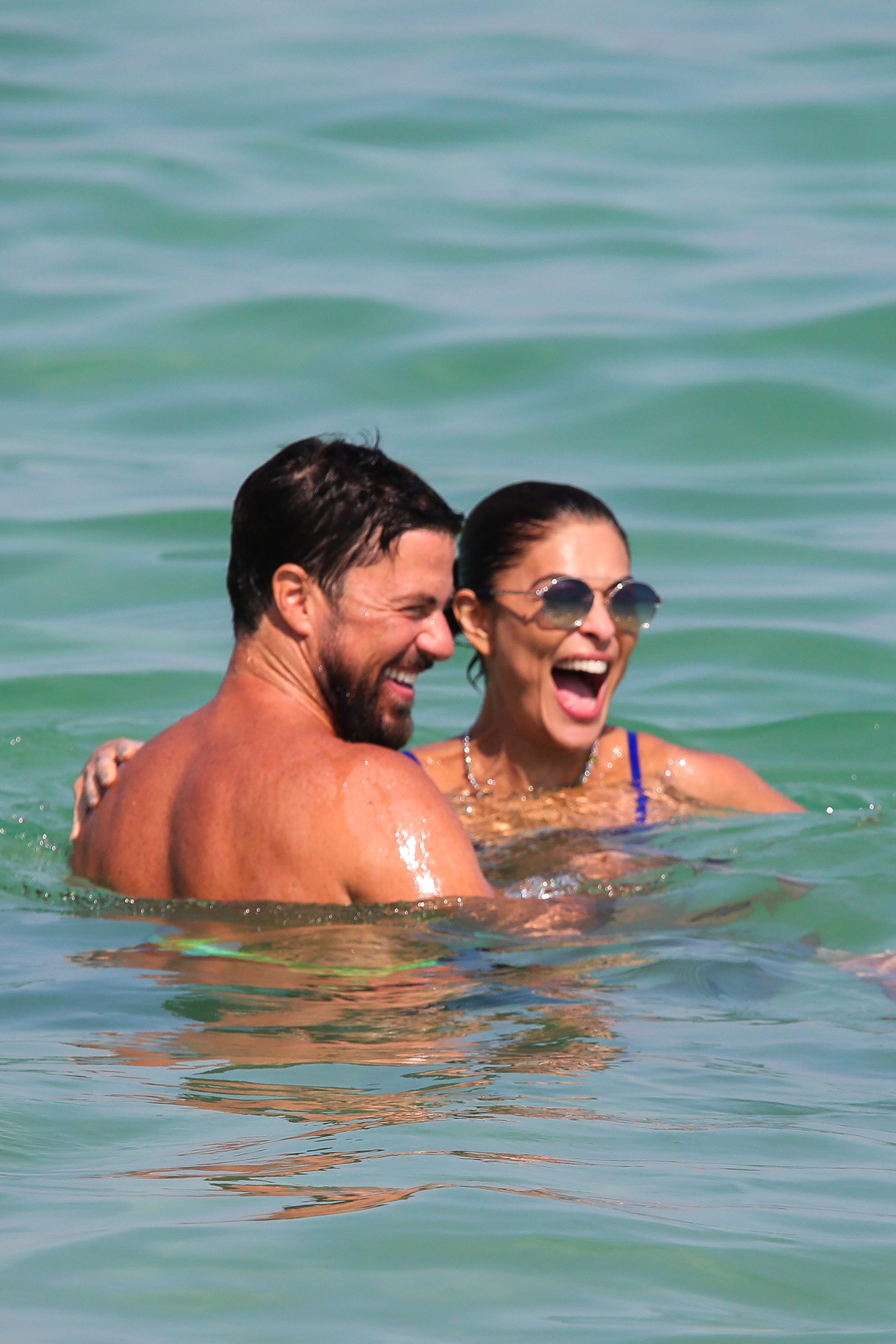 Juliana Paes na praia