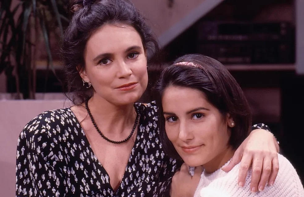 Raquel, interpretada por Regina Duarte, e Maria de Fátima, por Glória Pires, na novela ‘Vale Tudo’ de 1988 - Foto: Globo/ Divulgação